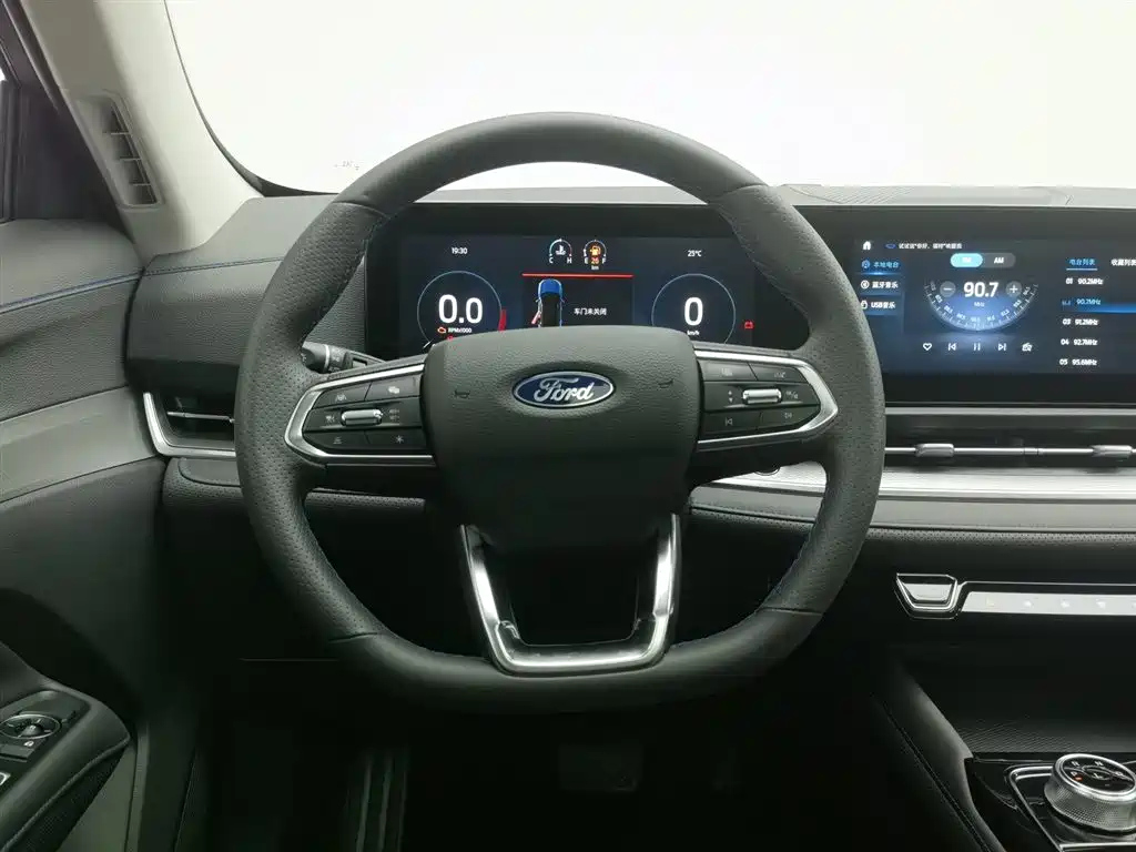 FORD EQUATOR SPORT 2025
