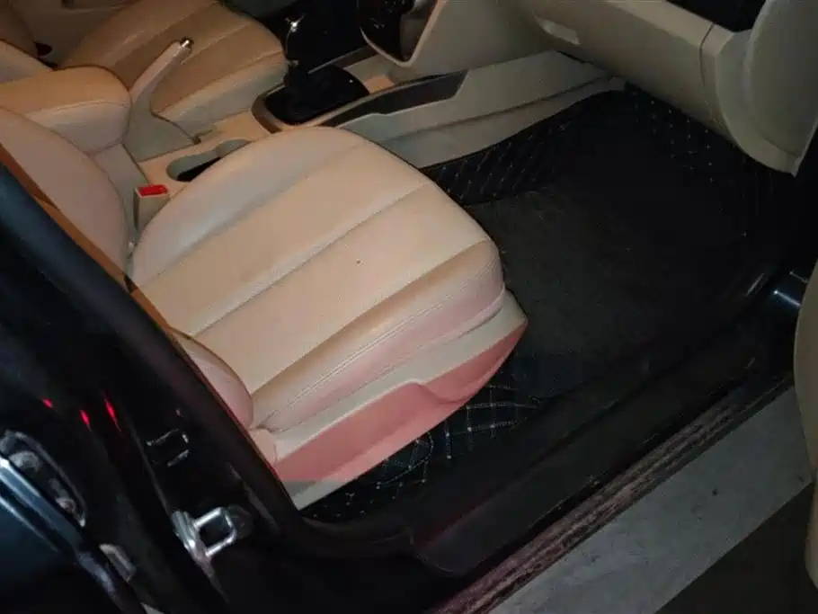 CHANGAN EADO 2015