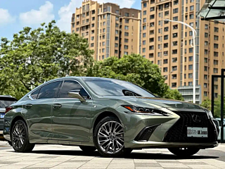 LEXUS ES  2020 YEAR 260 F SPORT 2020