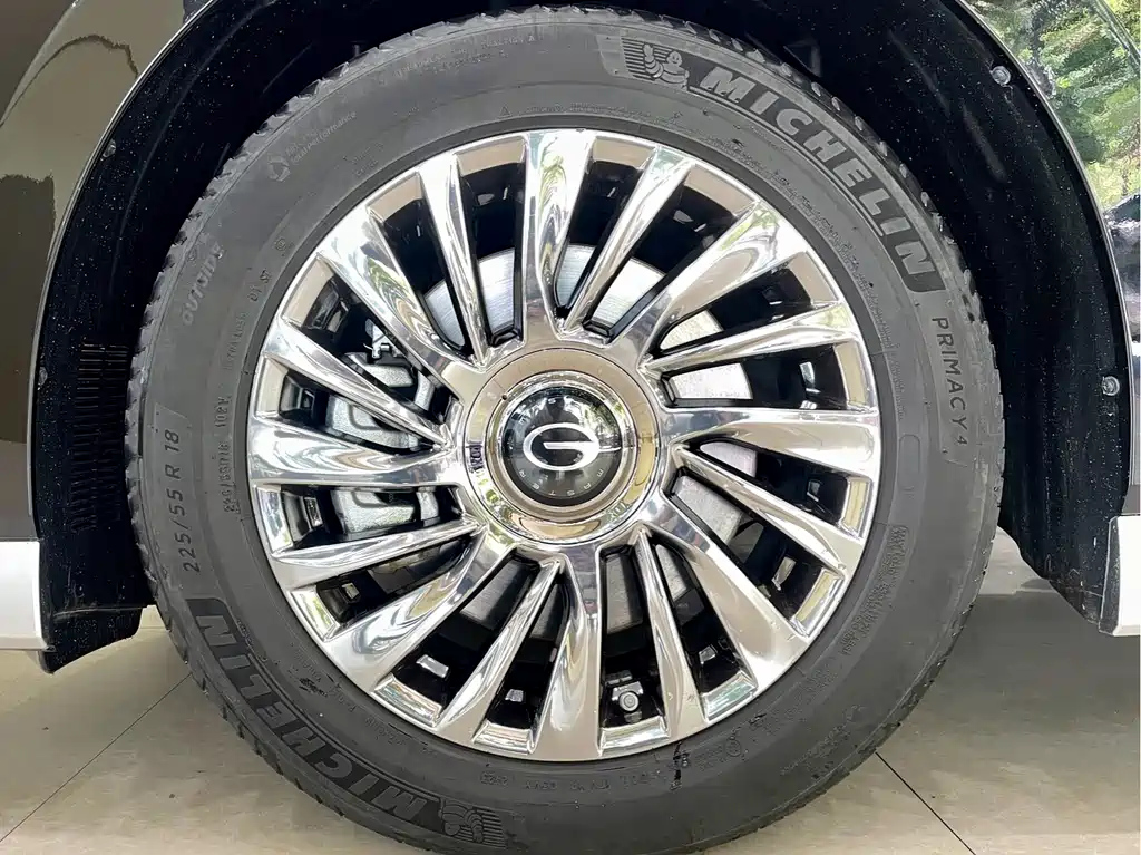 TRUMPCHI M8 2023