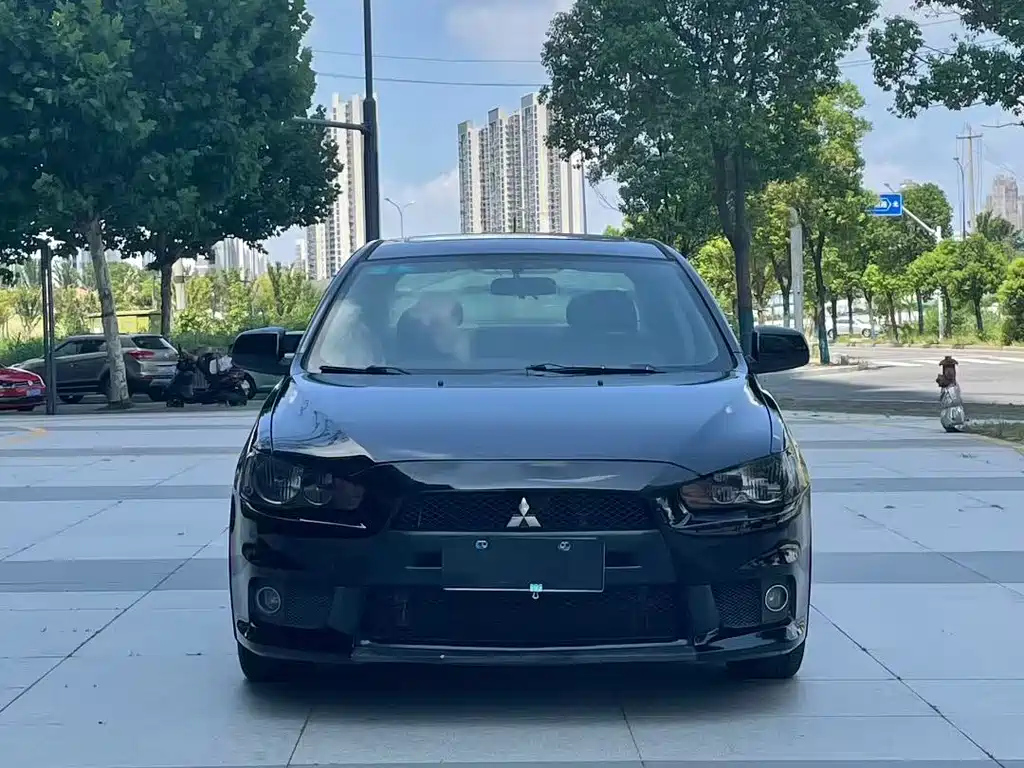 MITSUBISHI LANCER EX 2012