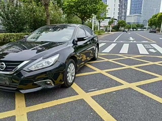 NISSAN TEANA 2017