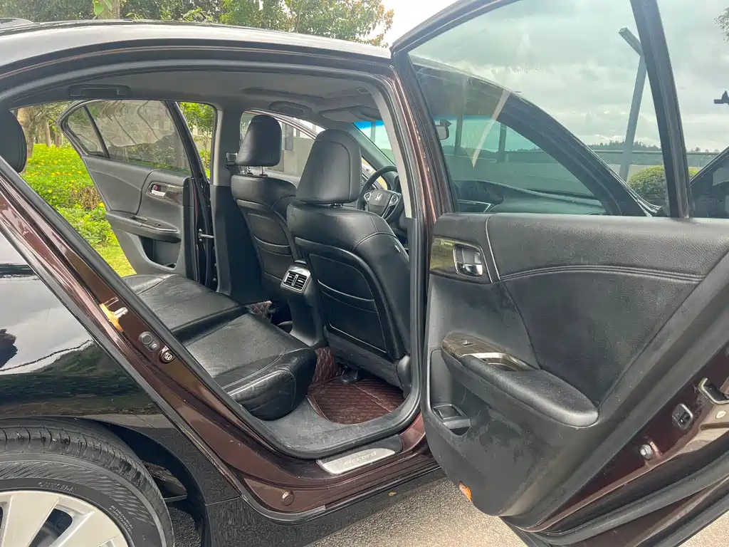 HONDA ACCORD 2015