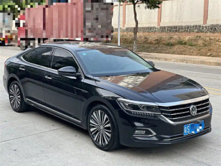 VOLKSWAGEN PASSAT 2019