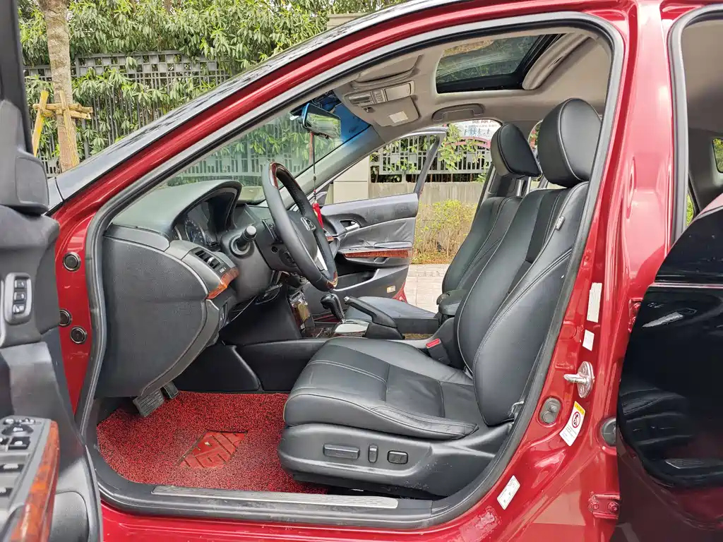 HONDA CROSSTOUR 2011