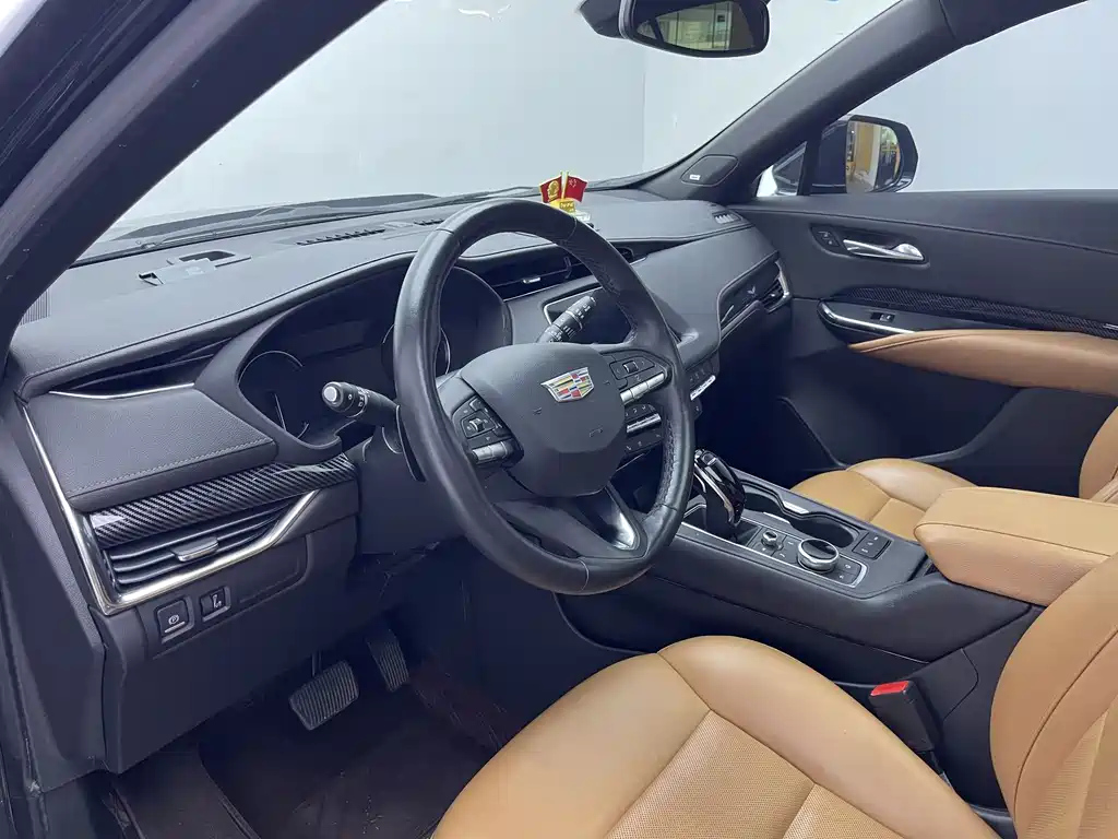 CADILLAC XT4 2022