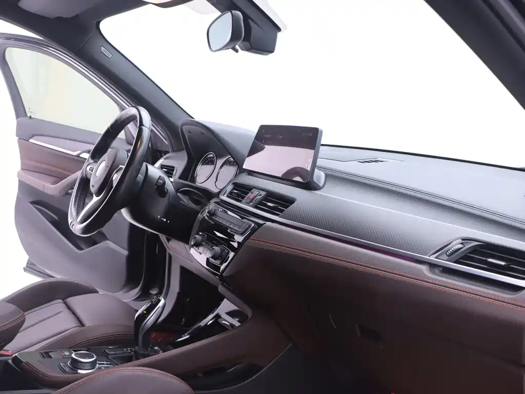 BMW X2 2021