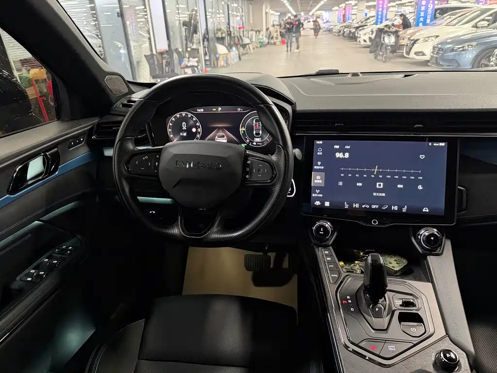 LYNK&CO 05 NEW ENERGY 2022