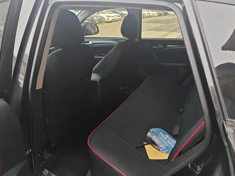 ZOTYE T600 2015
