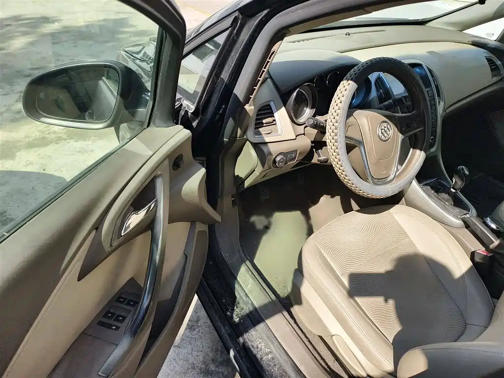 BUICK EXCELLE 2013