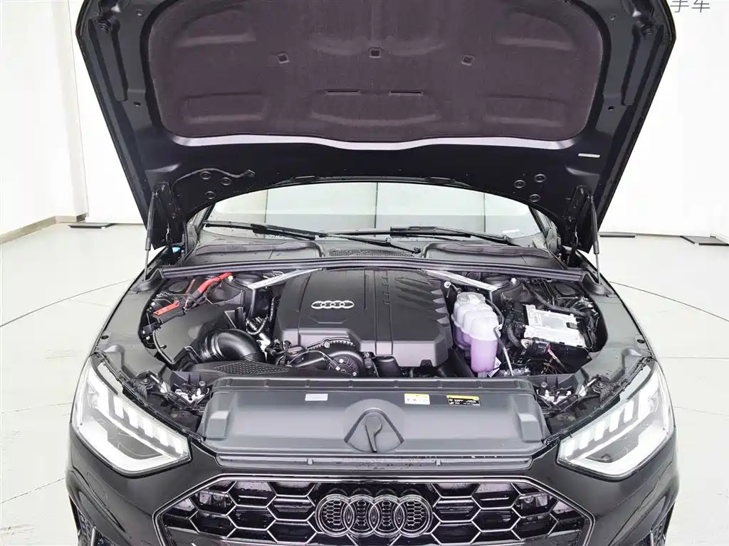 AUDI A4 IMPORT 2021