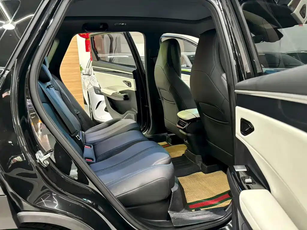 GEELY GALAXY GALAXY L7 2023