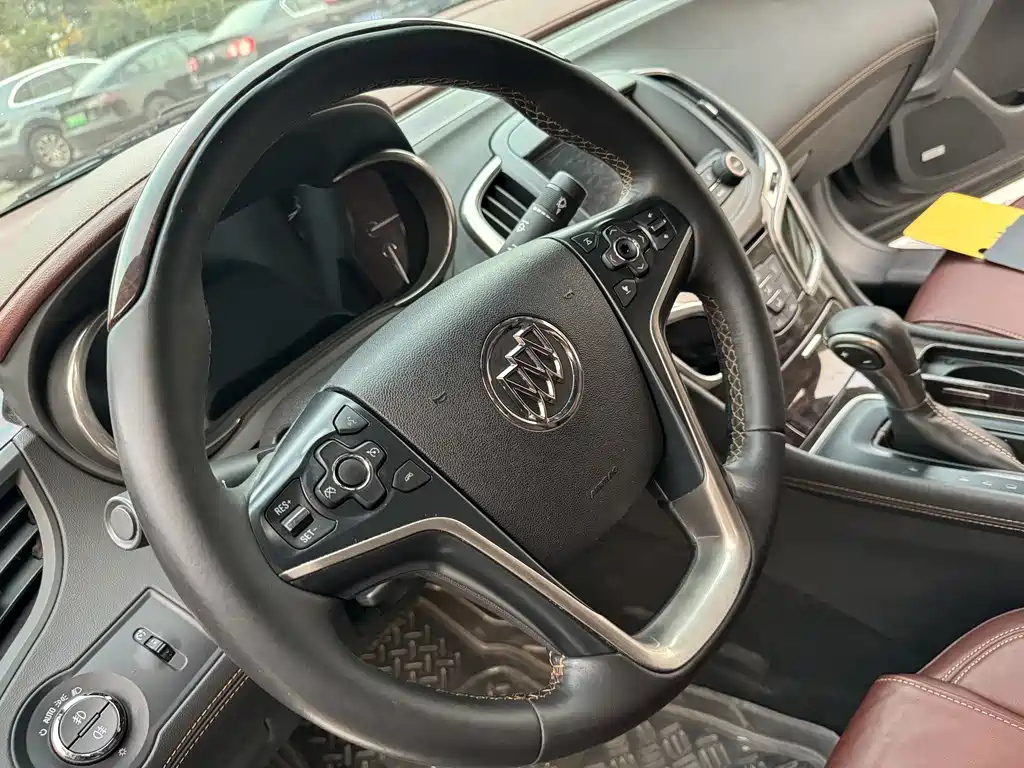 BUICK LACROSSE 2014