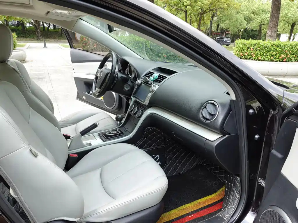 MAZDA MAZDA6 2010