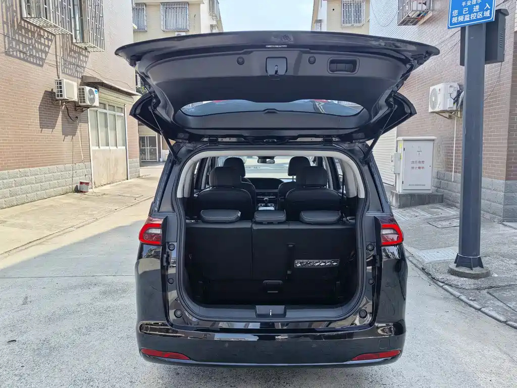 TRUMPCHI M6 2021
