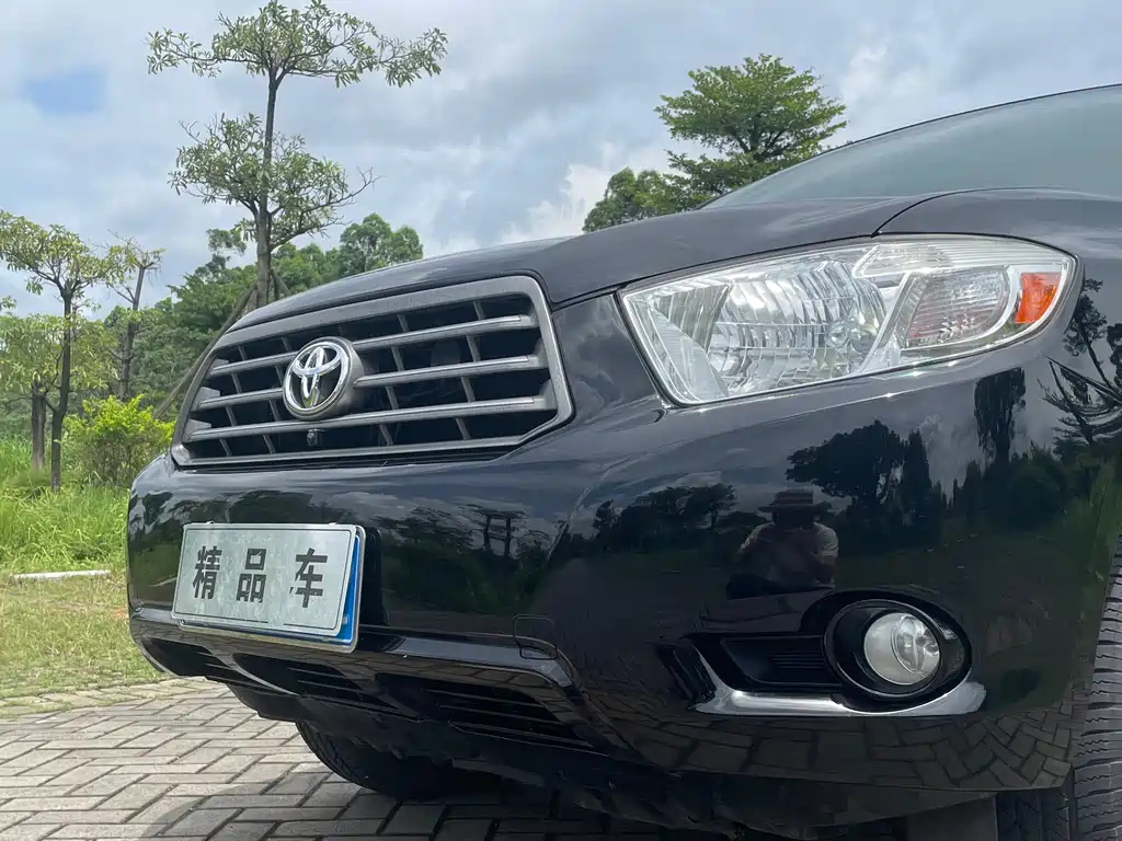 TOYOTA HIGHLANDER 2012