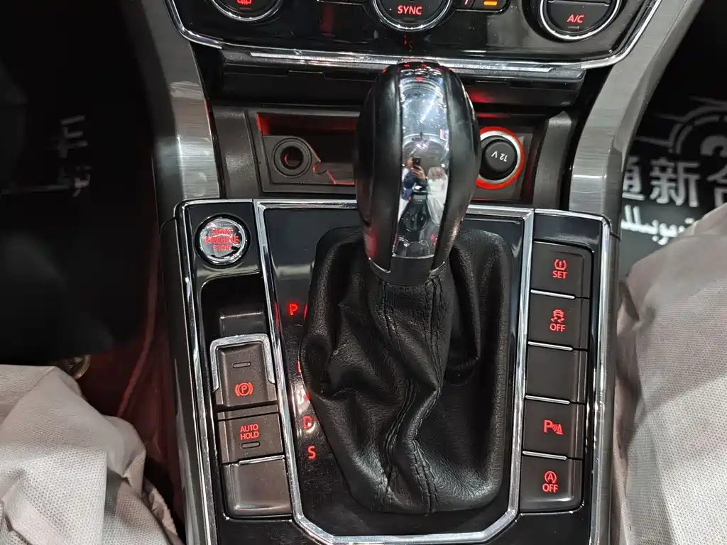 VOLKSWAGEN PASSAT 2017