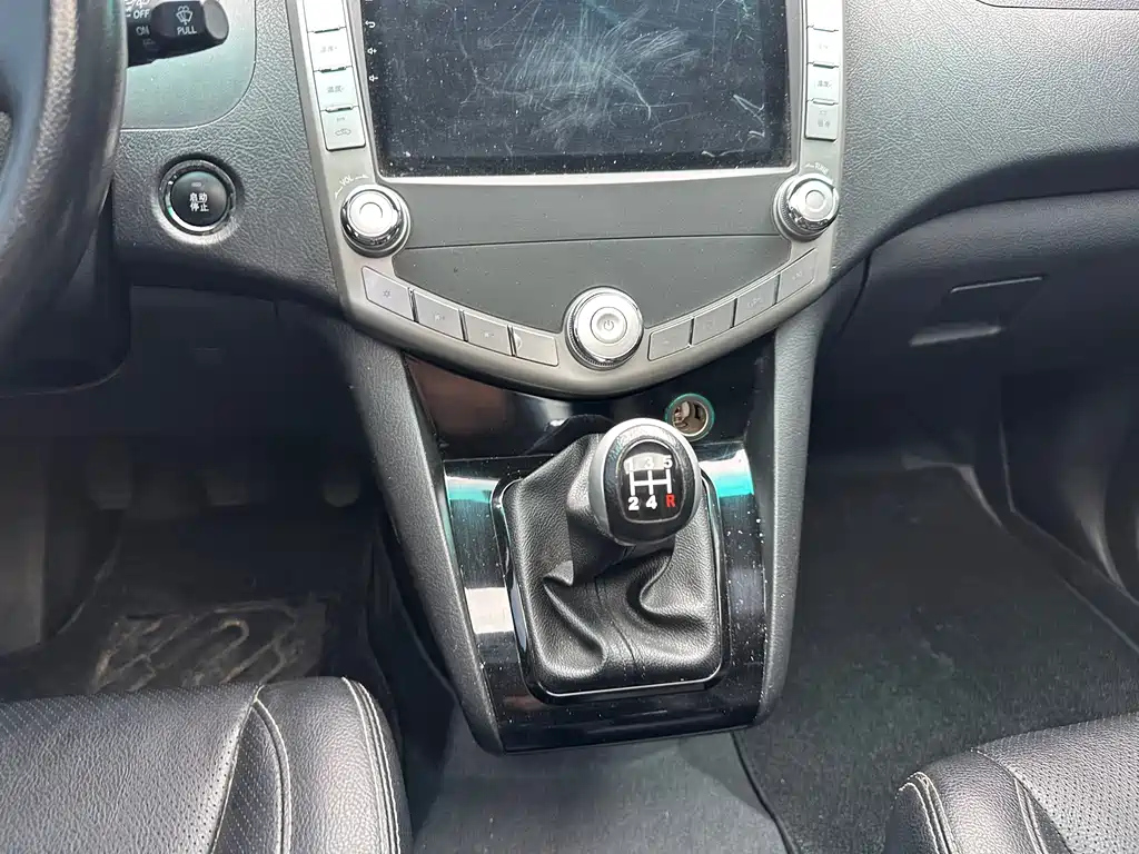 BYD S6 2014