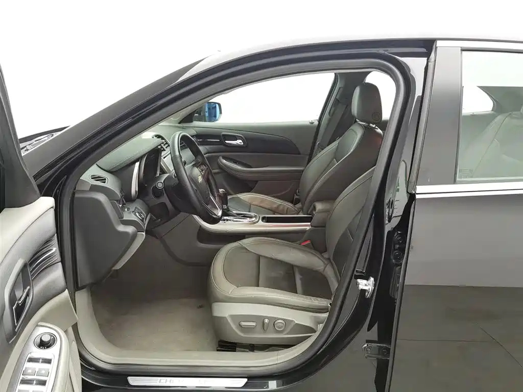 CHEVROLET MALIBU 2012