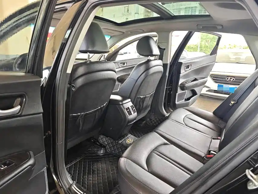 KIA K5 2017