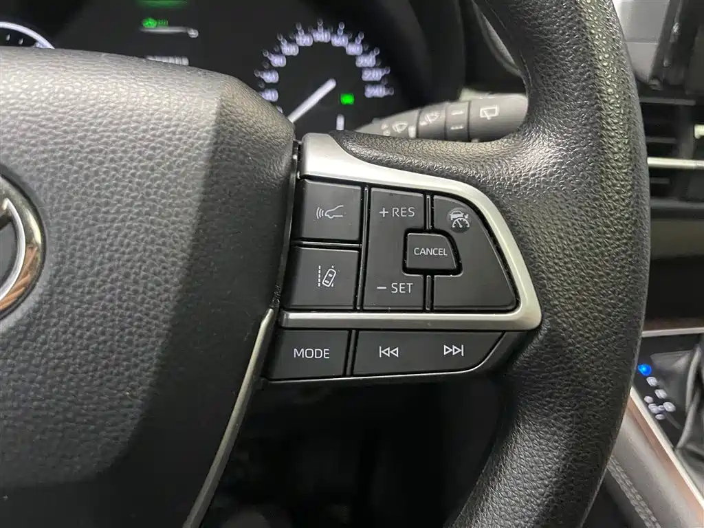 TOYOTA SIENNA SIENNA 2023