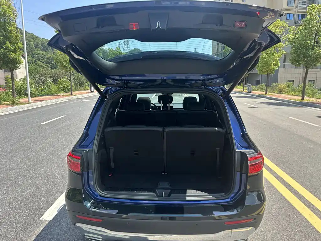 MERCEDES BENZ GLB 2022