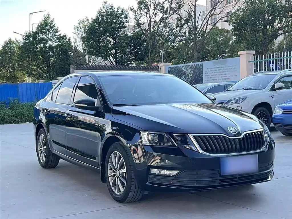 SKODA OCTAVIA 2020