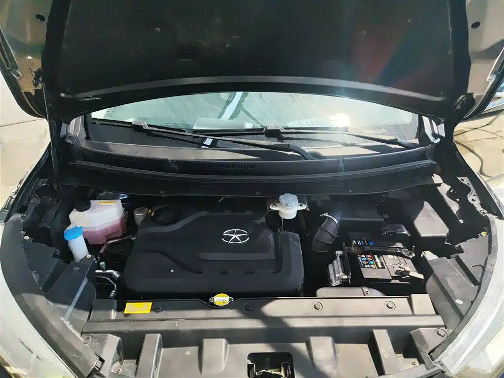 JAC REFINE S3 2014