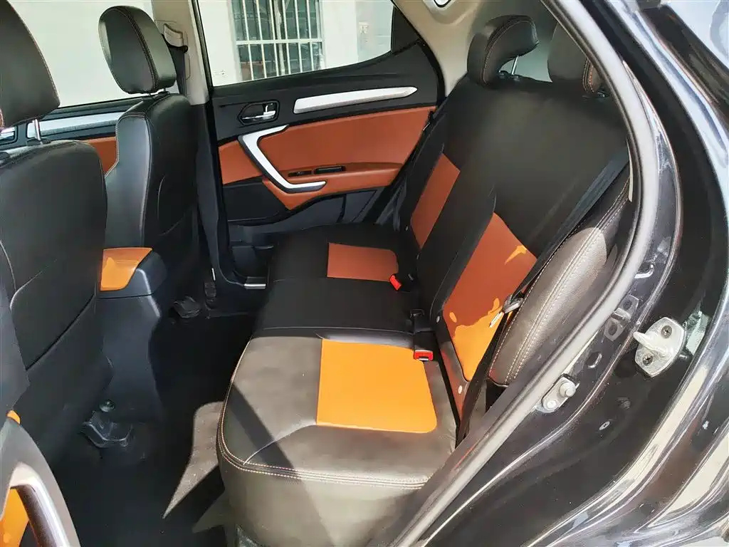 JAC REFINE S3 2014
