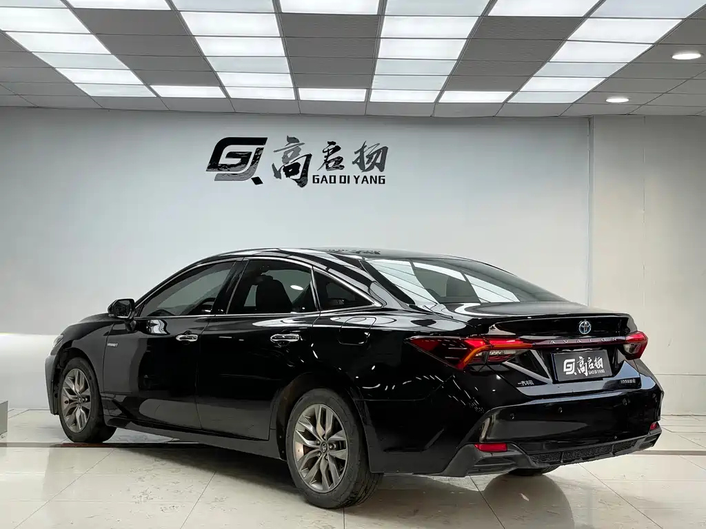 TOYOTA AVALON 2019
