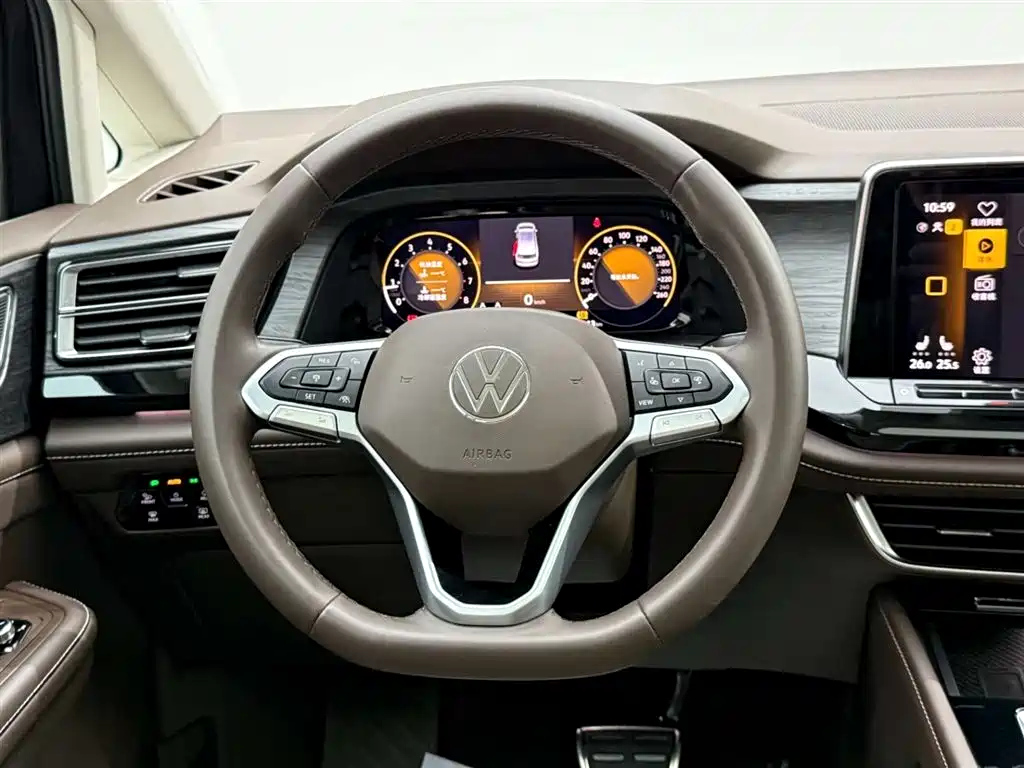 VOLKSWAGEN VILORAN 2024