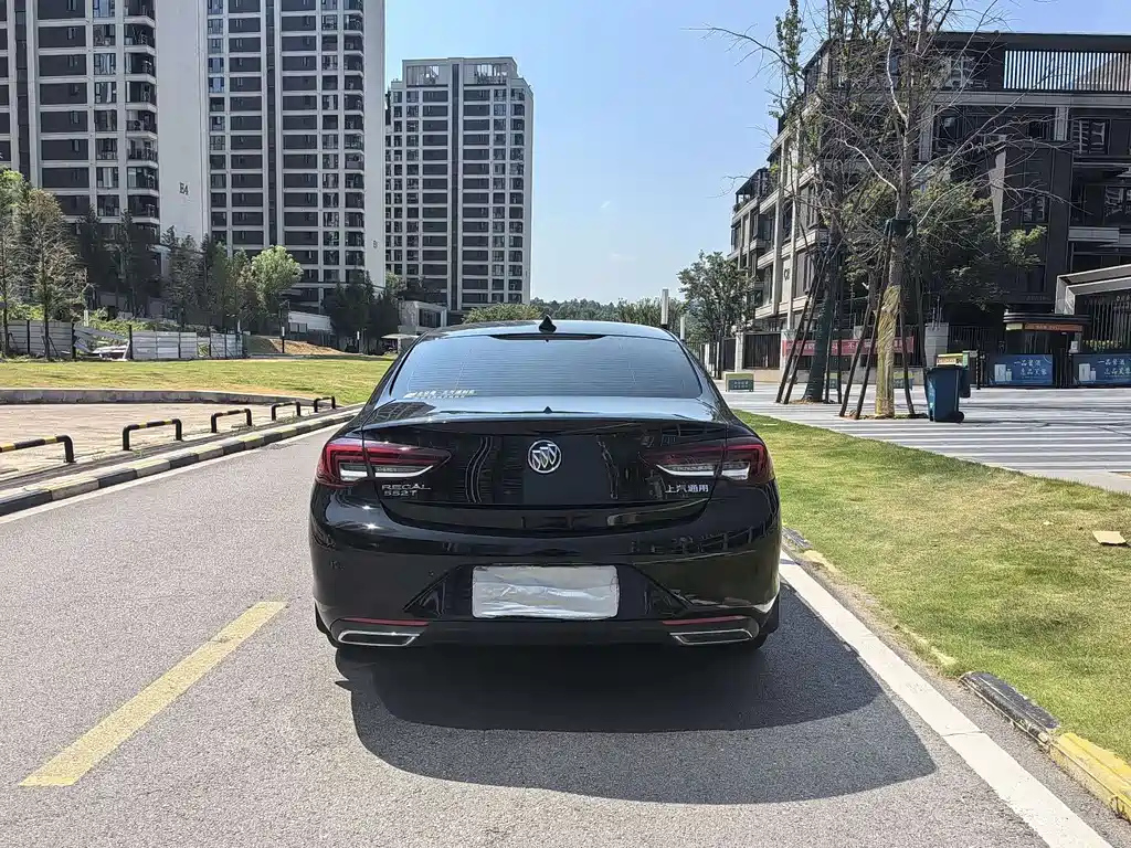 BUICK REGAL 2019