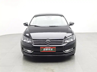 VOLKSWAGEN PASSAT 2013