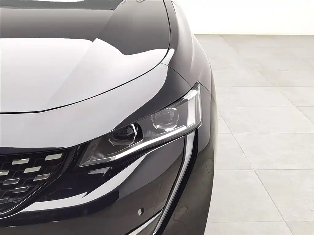 PEUGEOT 508 2021