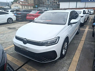 VOLKSWAGEN LAVIDA  2023 YEAR  SHARP 1.5L AUTOMATIC  EDITION 2023