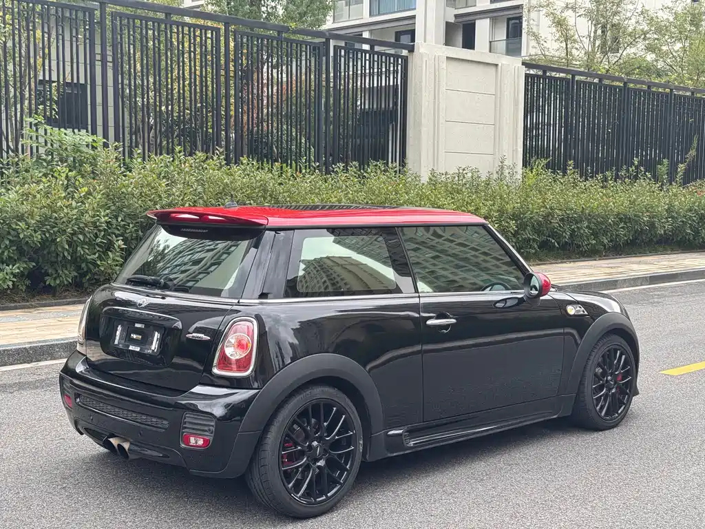 MINI JCW 2013