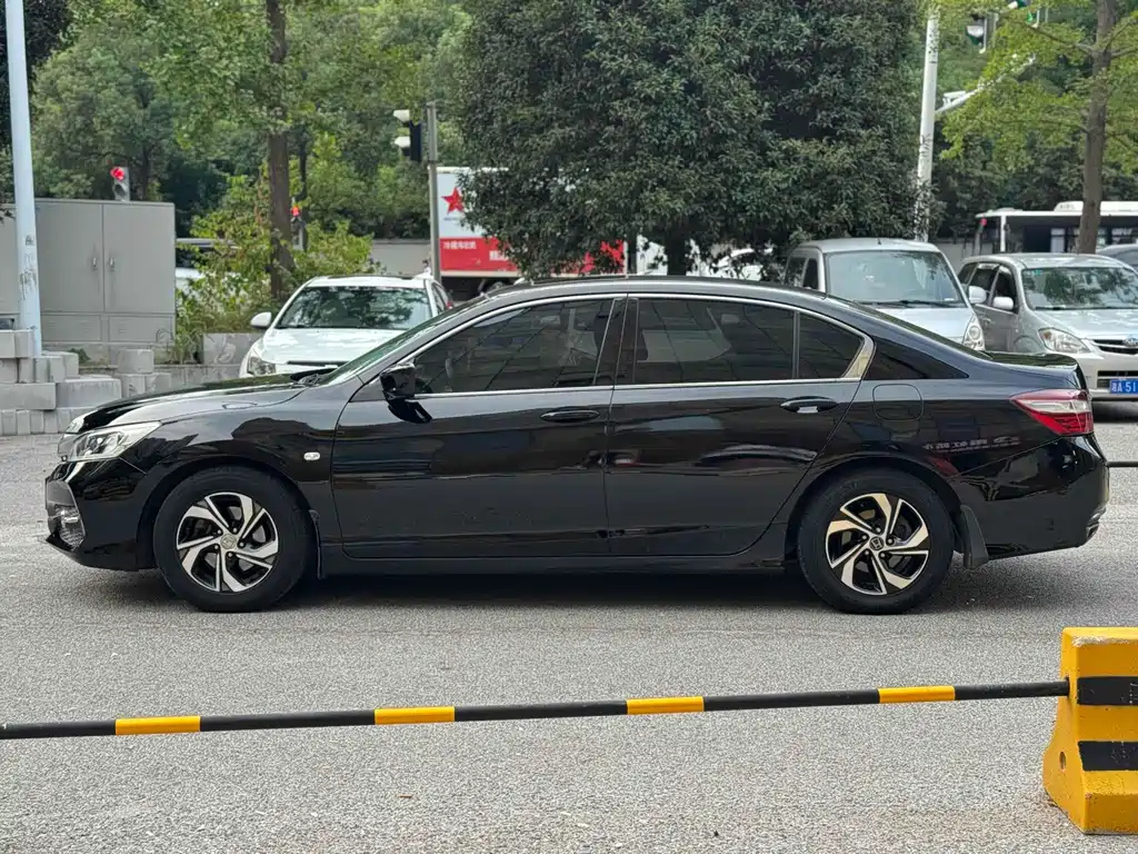 HONDA ACCORD 2017