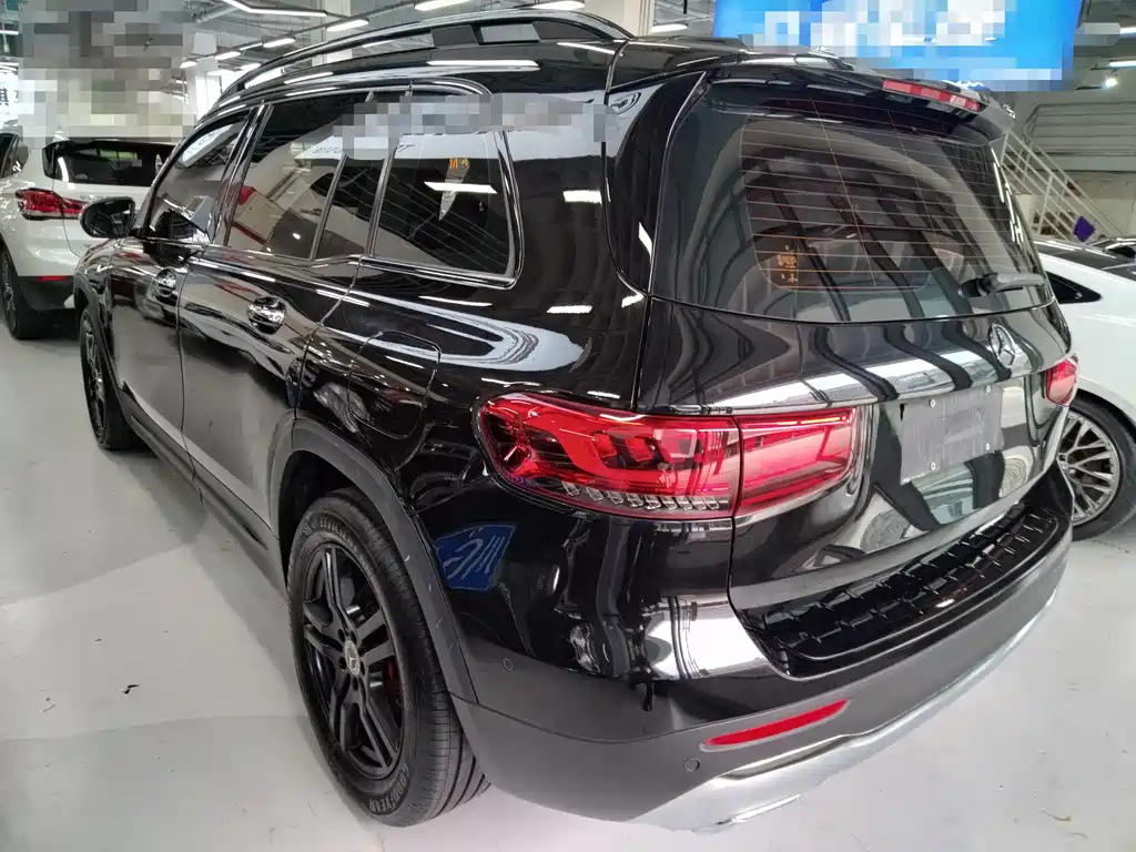 MERCEDES BENZ GLB 2020