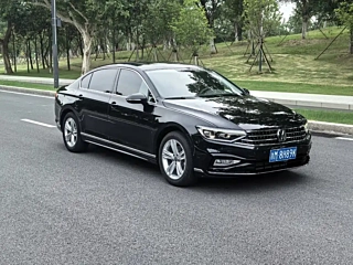 VOLKSWAGEN MAGOTAN 2025