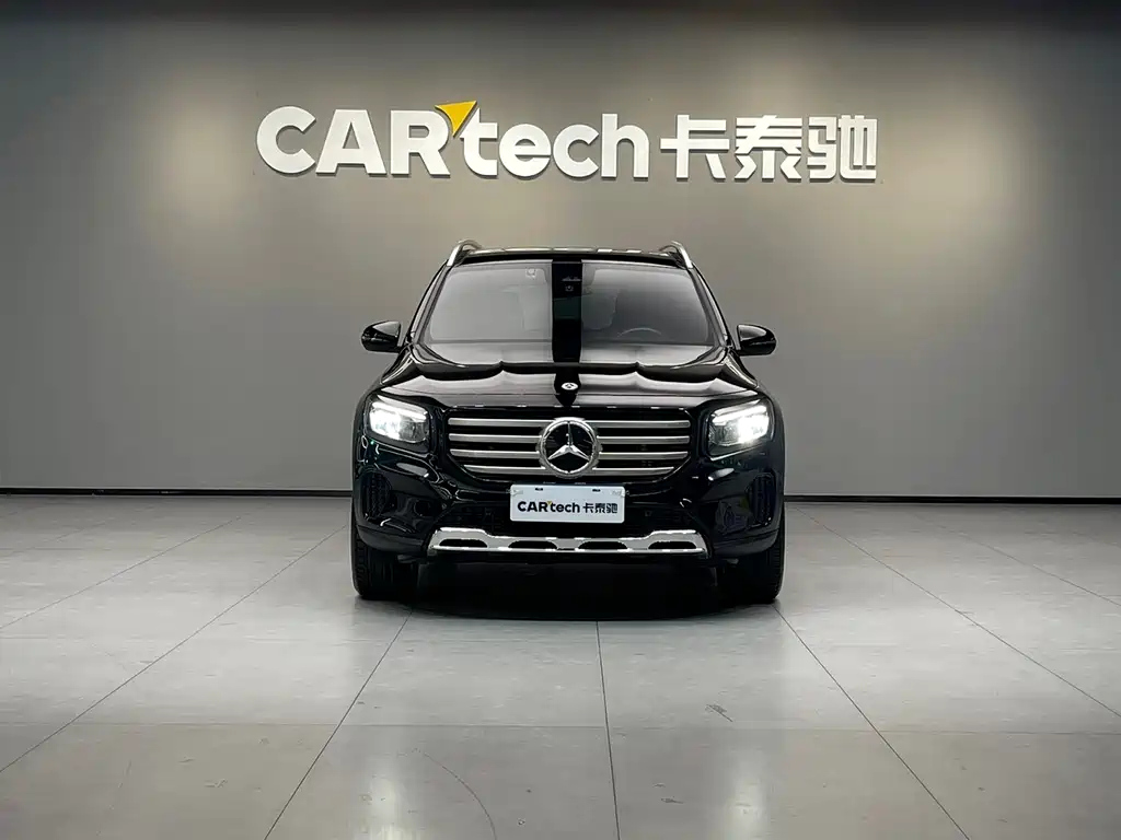 MERCEDES BENZ GLB 2024