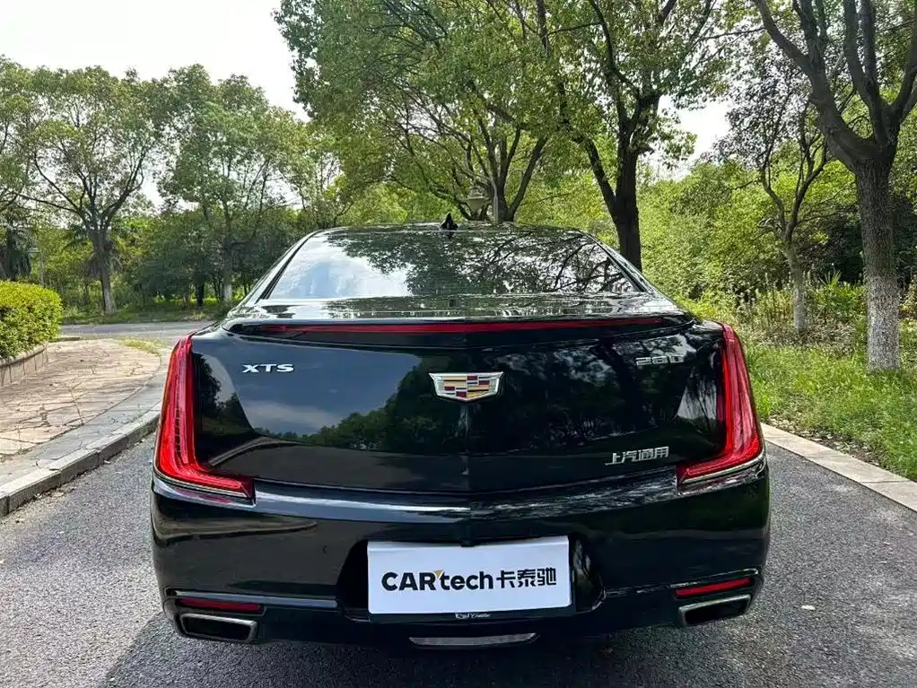 CADILLAC XTS 2018
