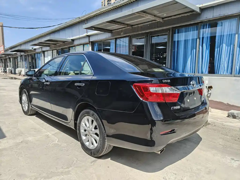 TOYOTA CAMRY 2012