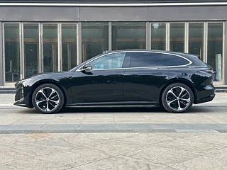 NIO ET5T  2025 YEAR 75KWH TOURING 2025