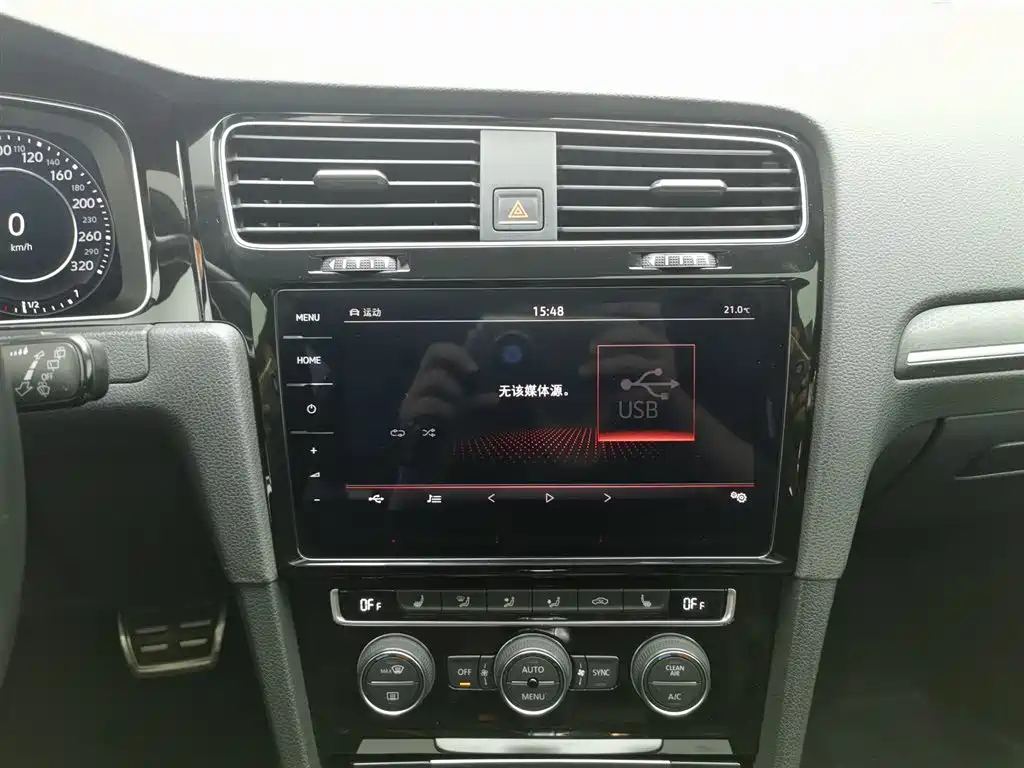 VOLKSWAGEN GOLF GTI 2019