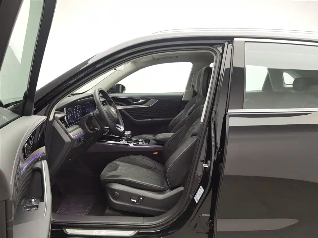 HONGQI HS5 2022