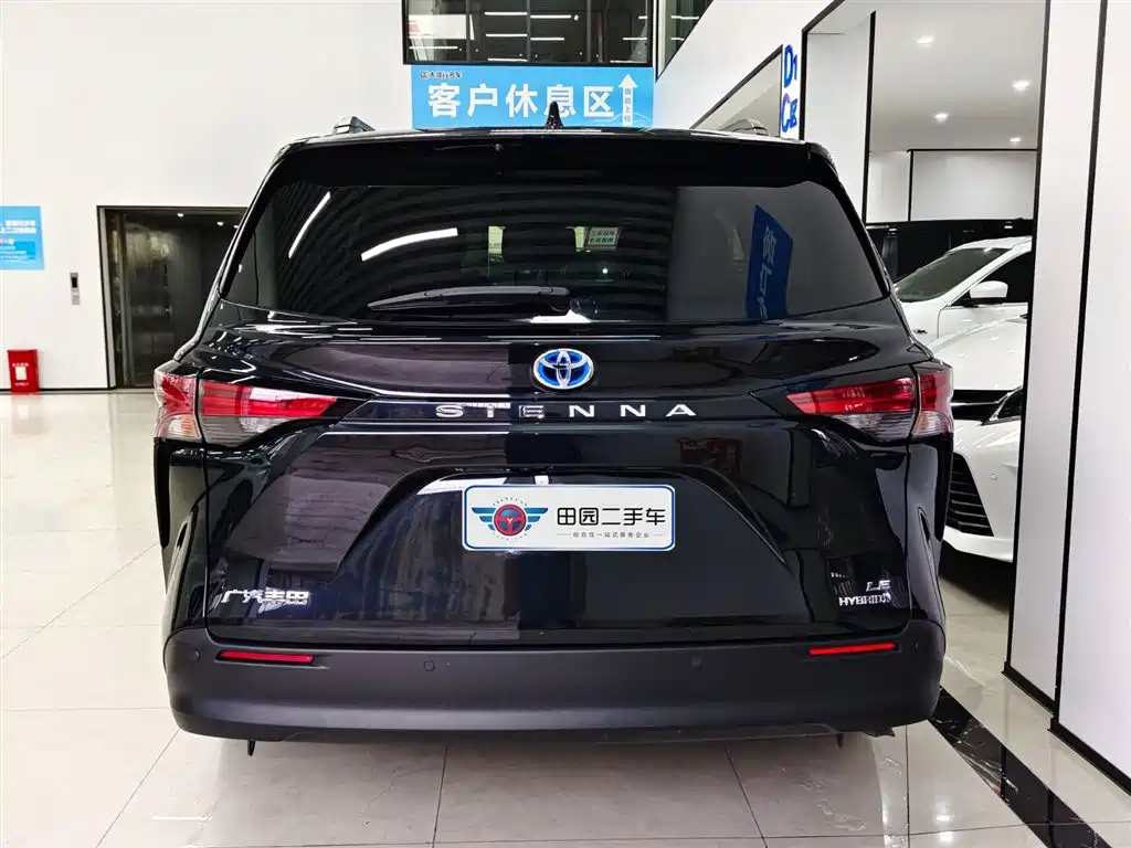 TOYOTA SIENNA SIENNA 2023