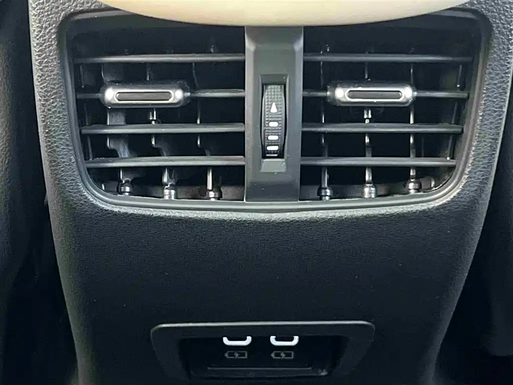 TOYOTA FRONTLANDER 2024