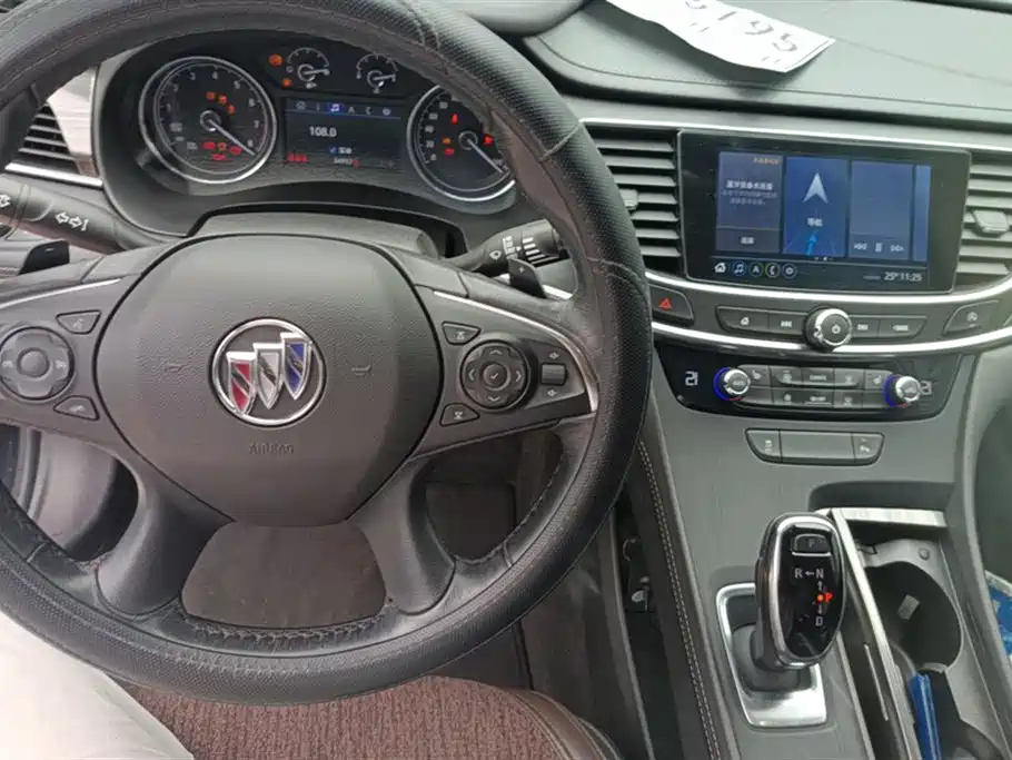 BUICK LACROSSE 2021