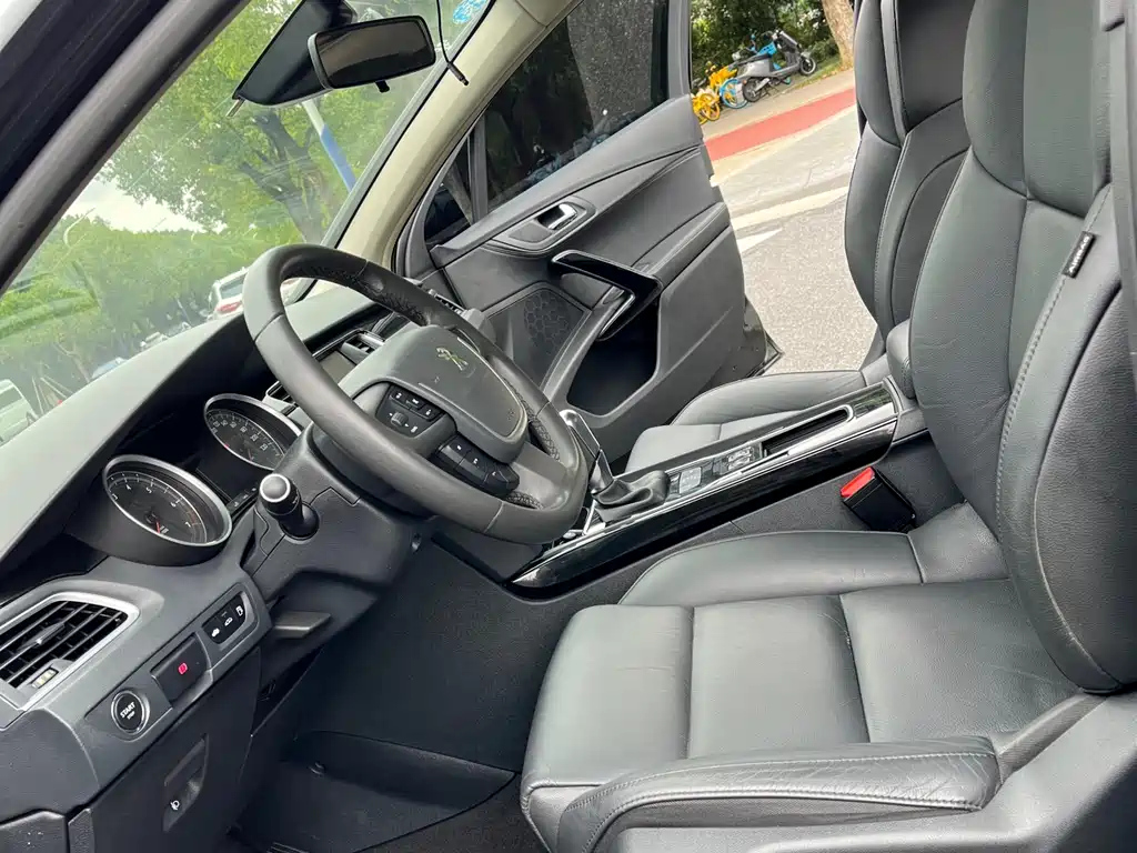 PEUGEOT 508 2015