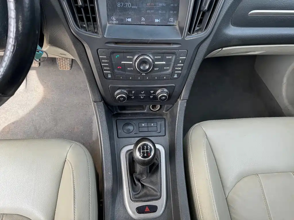 BAIC SENOVA D50 2015